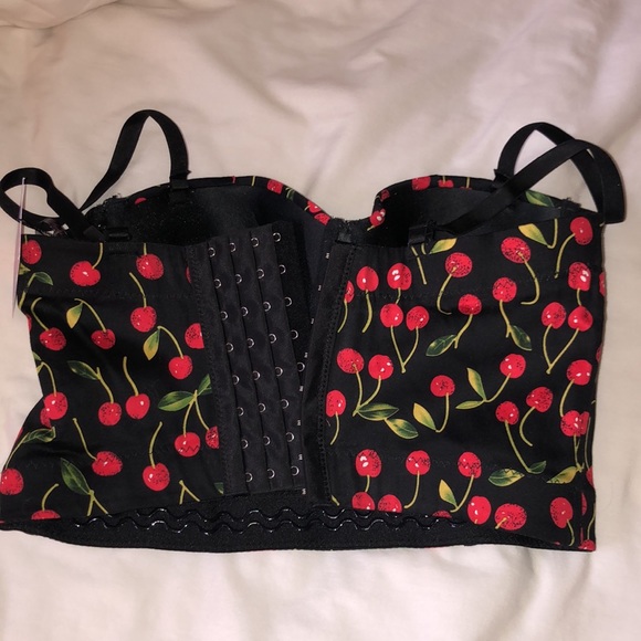 cherry bustier - Picture 6 of 6